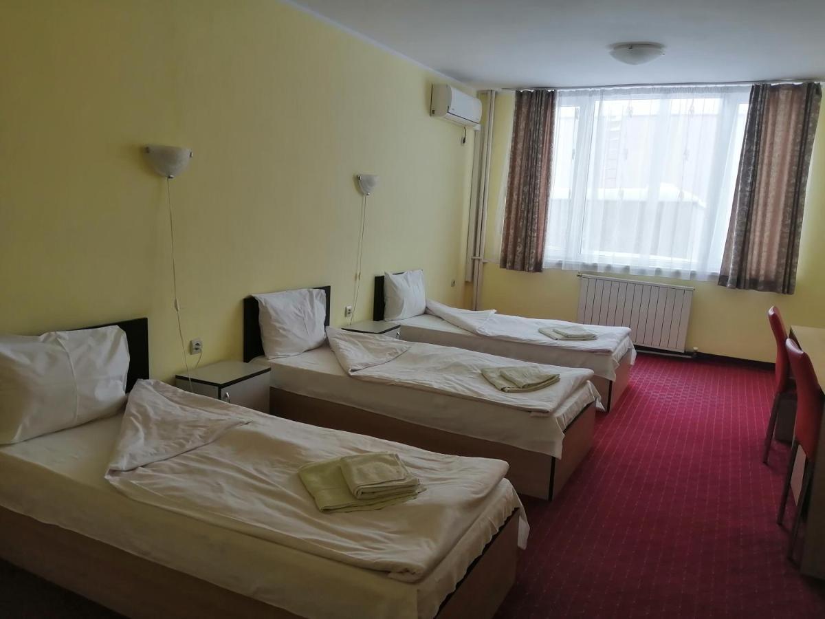 Hotel Panorama Gabrovo Exteriör bild
