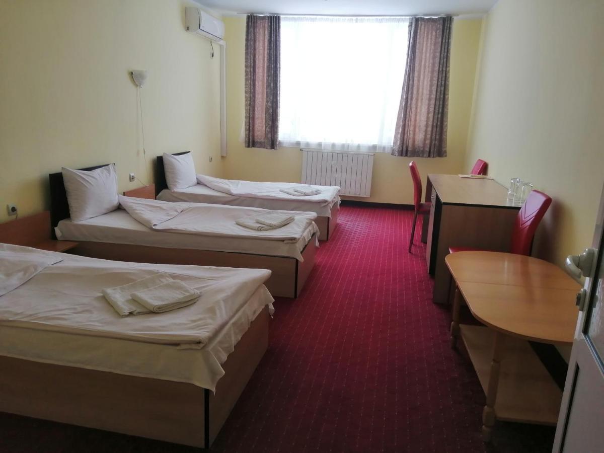 Hotel Panorama Gabrovo Exteriör bild